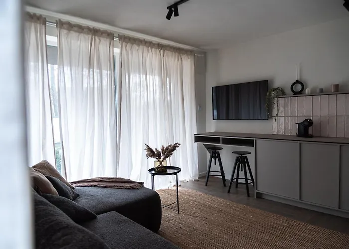 Chill Hill * פלאנגה